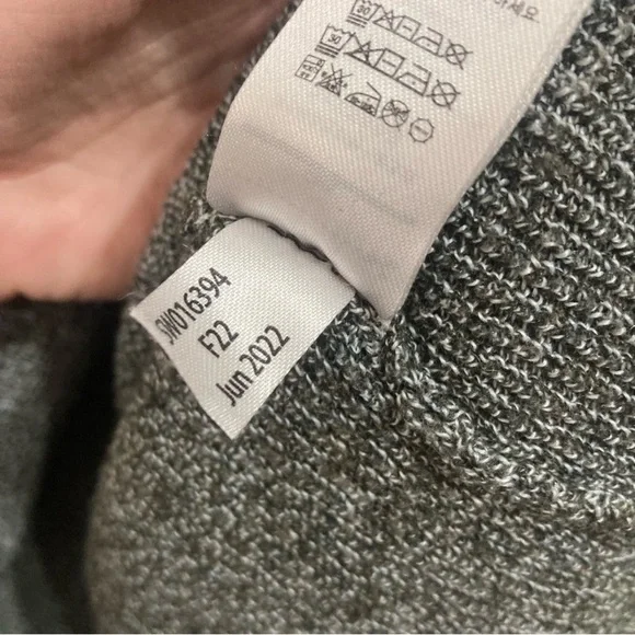 Smartwool Vneck Wool Sweater Size Medium Dark Grey - Picture 11 of 12